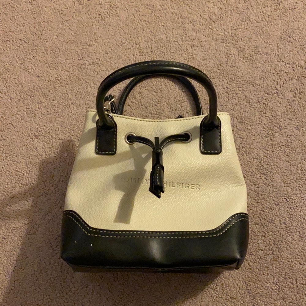 Tommy Hilfiger Small Cross Body Bag